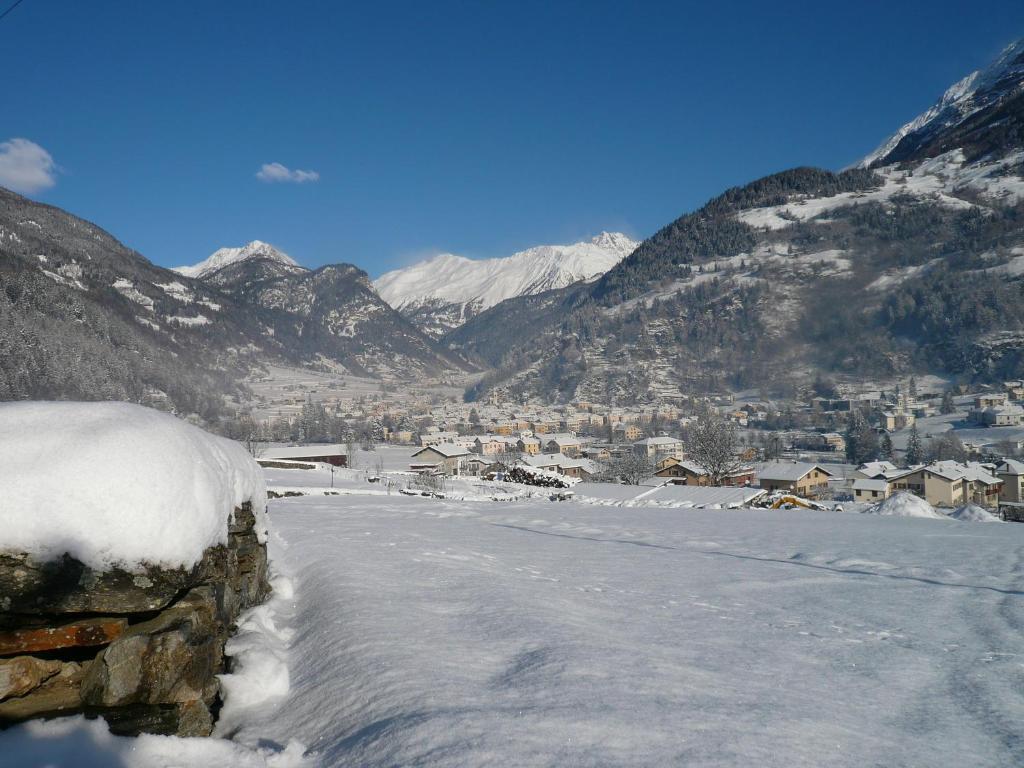 Albergo Croce Bianca Poschiavo Exterior photo