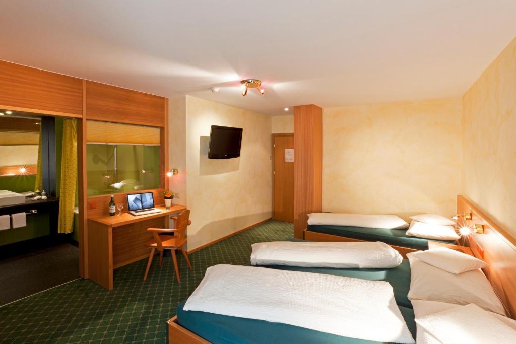 Albergo Croce Bianca Poschiavo Room photo